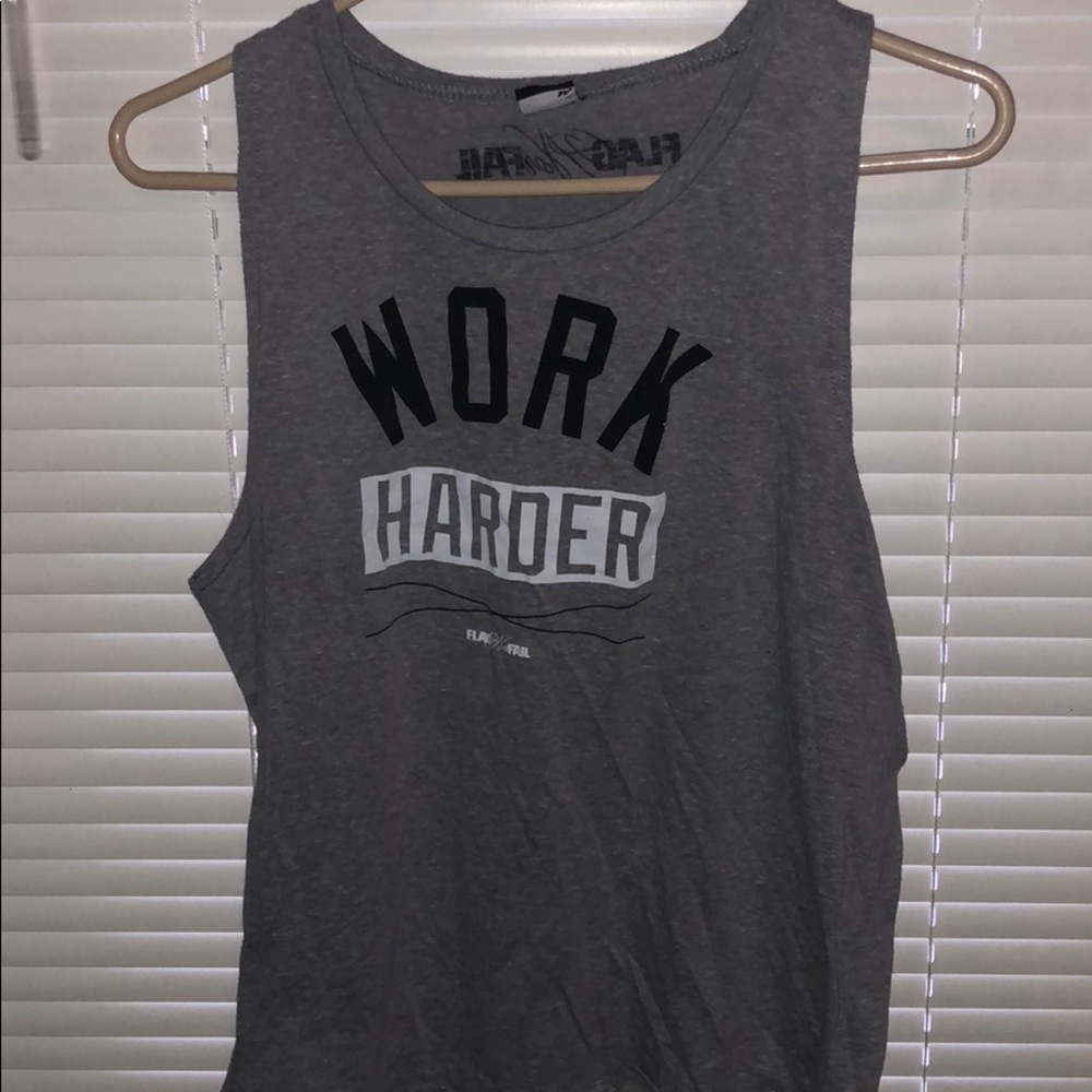Workout top flag nor fail